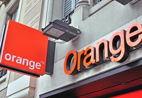 Emission obligataire en dollars largement sursouscrite pour Orange
