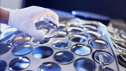 EssilorLuxottica acquiert RetinAI