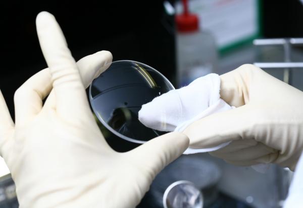 EssilorLuxottica, plus forte hausse du CAC 40 à la clôture du vendredi 16 mai 2025