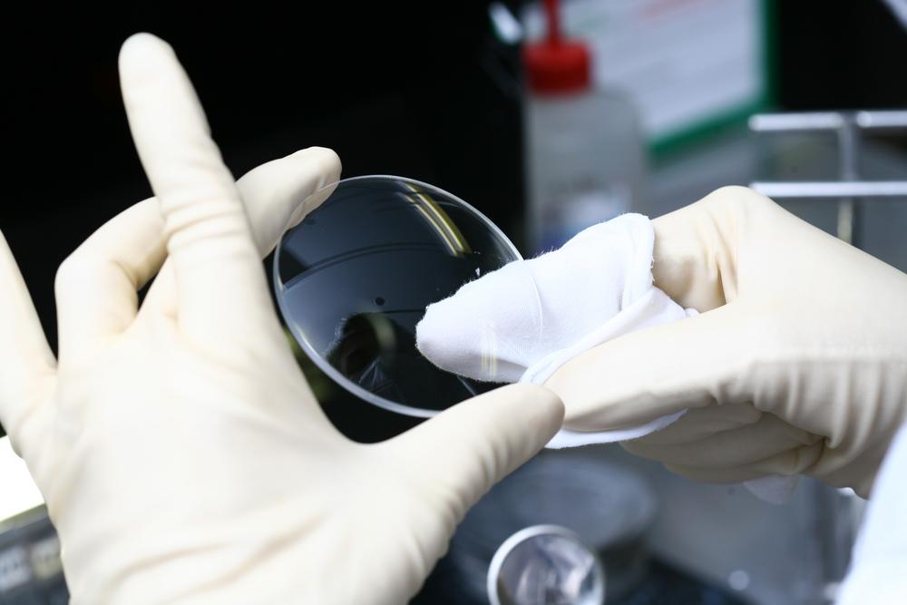 EssilorLuxottica, plus forte hausse du CAC 40 à la clôture du vendredi 16 mai 2025