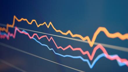 Poursuite de la hausse à Wall Street, mais plus calmement