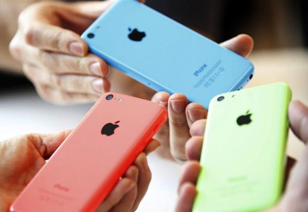 Apple : Donald Trump menace de nouveau le groupe