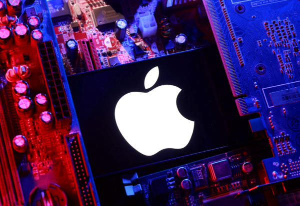 Apple retombe à Wall Street après les comptes