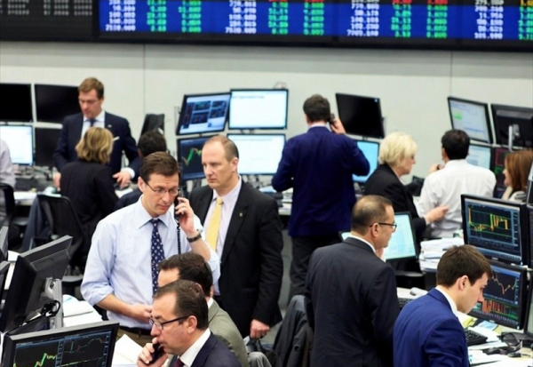 Clôture Paris : le CAC 40 remonte de 0,49%