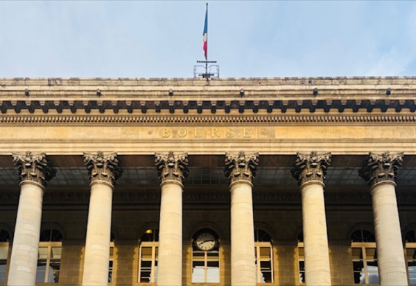Clôture Paris : le CAC40 recule encore