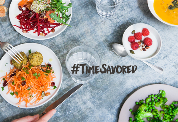 Elior fait l'acquisition de l'eau minérale 808