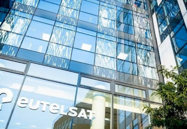 Eutelsat : sous pression, marges en question