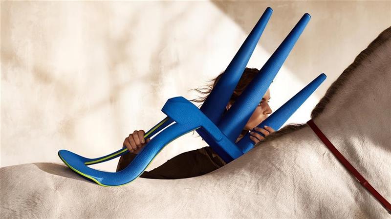 Hermès : inaugure sa vingt-cinquième maroquinerie à Loupes