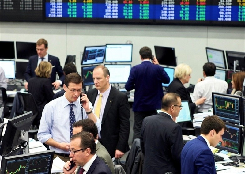 Mi-séance Paris : la baisse des prix de l'énergie relance le CAC 40, en hausse de 2%