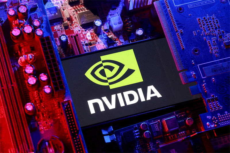 Nvidia lance DGX Spark, "le plus petit superordinateur d'IA au monde"