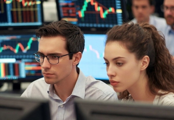 Ouverture Paris : le CAC40 rebondit un peu, Genfit se distingue