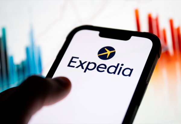 Porté par de bons résultats au T2, Expedia relève ses objectifs