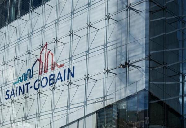 Saint-Gobain accélère en Egypte
