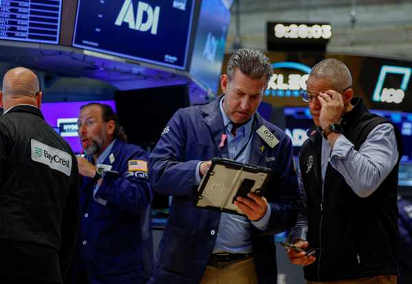 Wall Street en ordre dispersé, avant un possible accord au Moyen-Orient