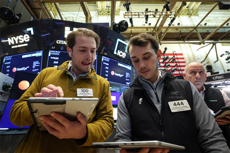 Wall Street : nouveaux records avec Cisco, en attendant Cerebras