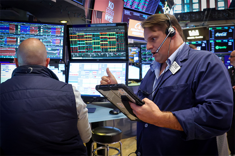 Wall Street : rebond mené par le Nasdaq