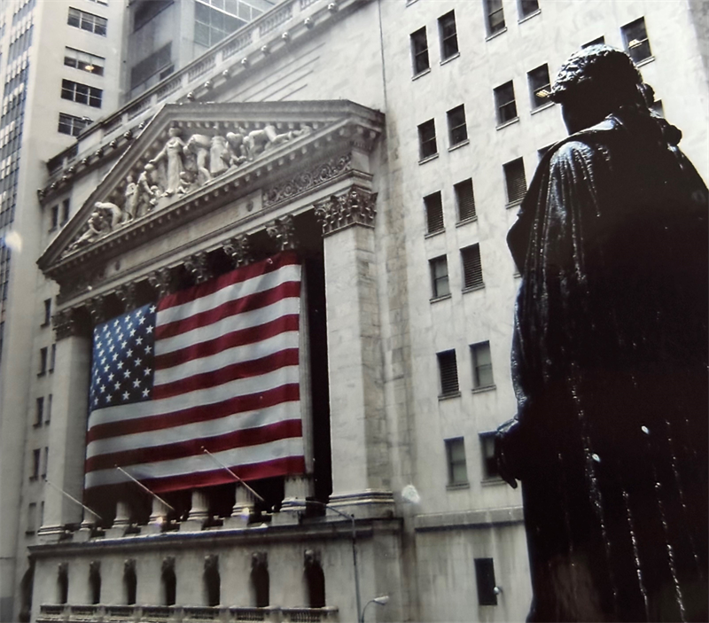 Wall Street : retombe avec les craintes autour de la guerre commerciale, nouvelle avalanche de résultats