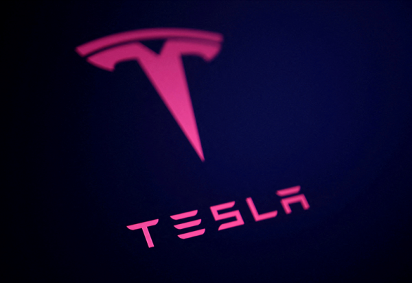Wall Street s'envole avec Tesla et Nvidia