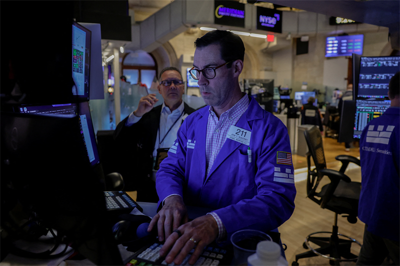 Wall Street tente un timide rebond