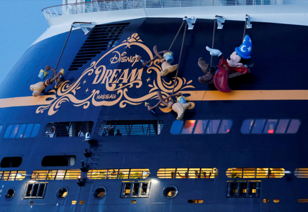 Walt Disney rate le consensus de revenus, mais dope son dividende et ses rachats d'actions