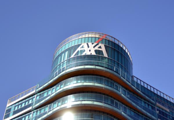 AXA surperforme à Paris après des indicateurs d'activité encourageants