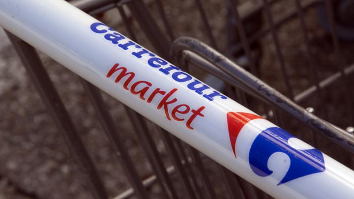 Carrefour sous pression, JP Morgan place le titre sous surveillance négative