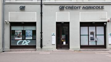 Crédit Agricole en berne sur une dégradation chez AlphaValue/Baader Europe