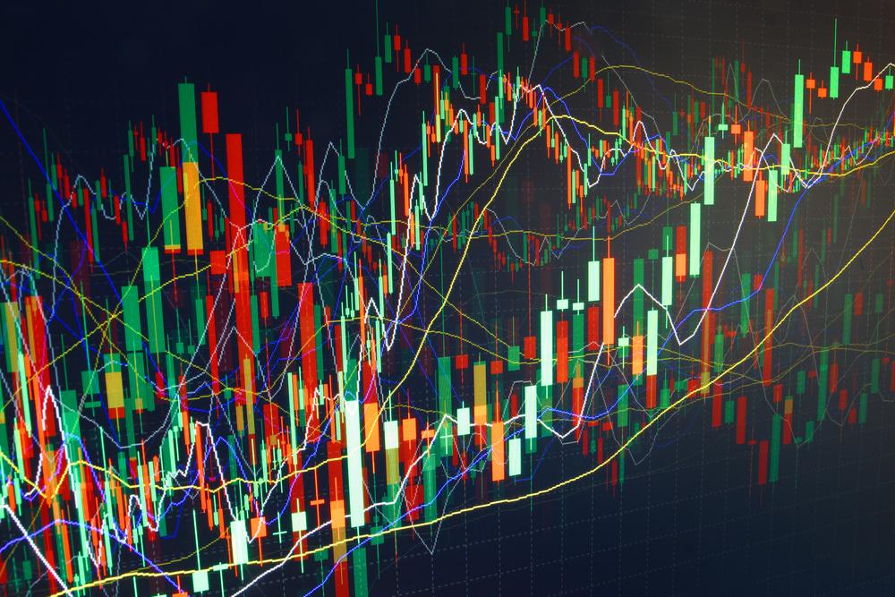 Devises : le $ encore KO, l'argent et le Bitcoin flambent