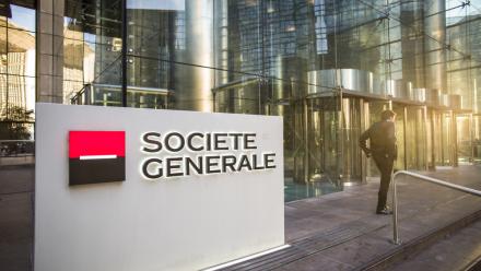 Société Générale en léger repli, KBW passe à "sous-performance"